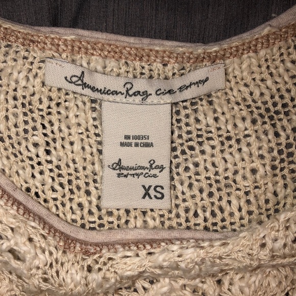 American Rag beige knit lace top - Picture 3 of 5